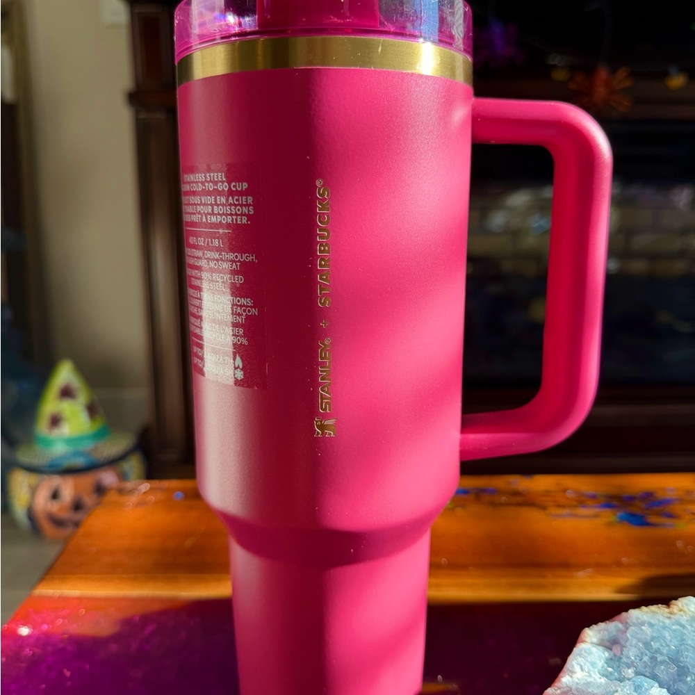 Stanley X Starbucks Berry Pink